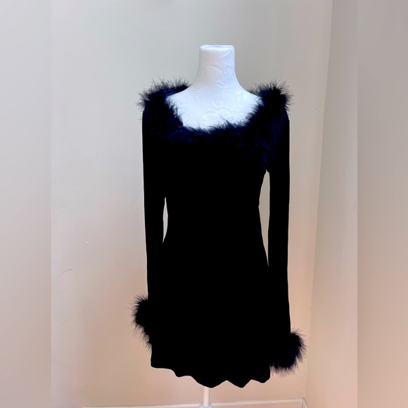 Betsey Johnson Dresses & Skirts - Betsey Johnson vintage 90’s party black mini dress w/ marabou collar & cuffs